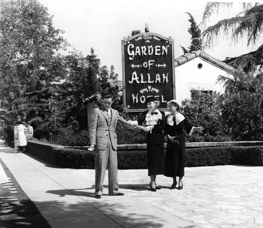 Garden of Allah Hotel 1932 2 wm.jpg